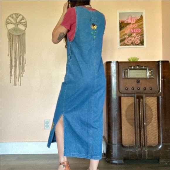 SOLD - Picture 6 of 8